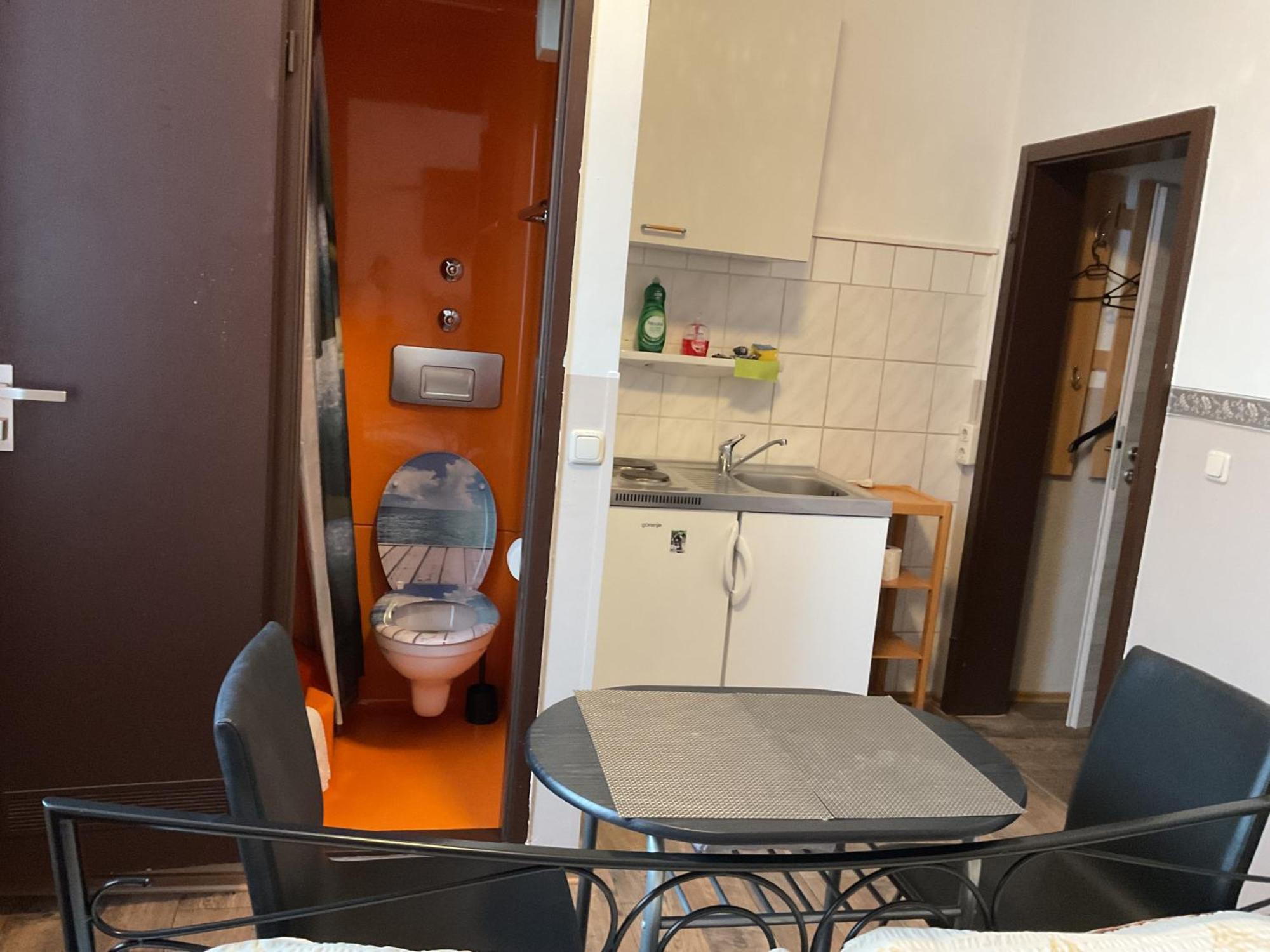 Pension&Hostel Anna - Monteurzimmer Мюнхен Экстерьер фото