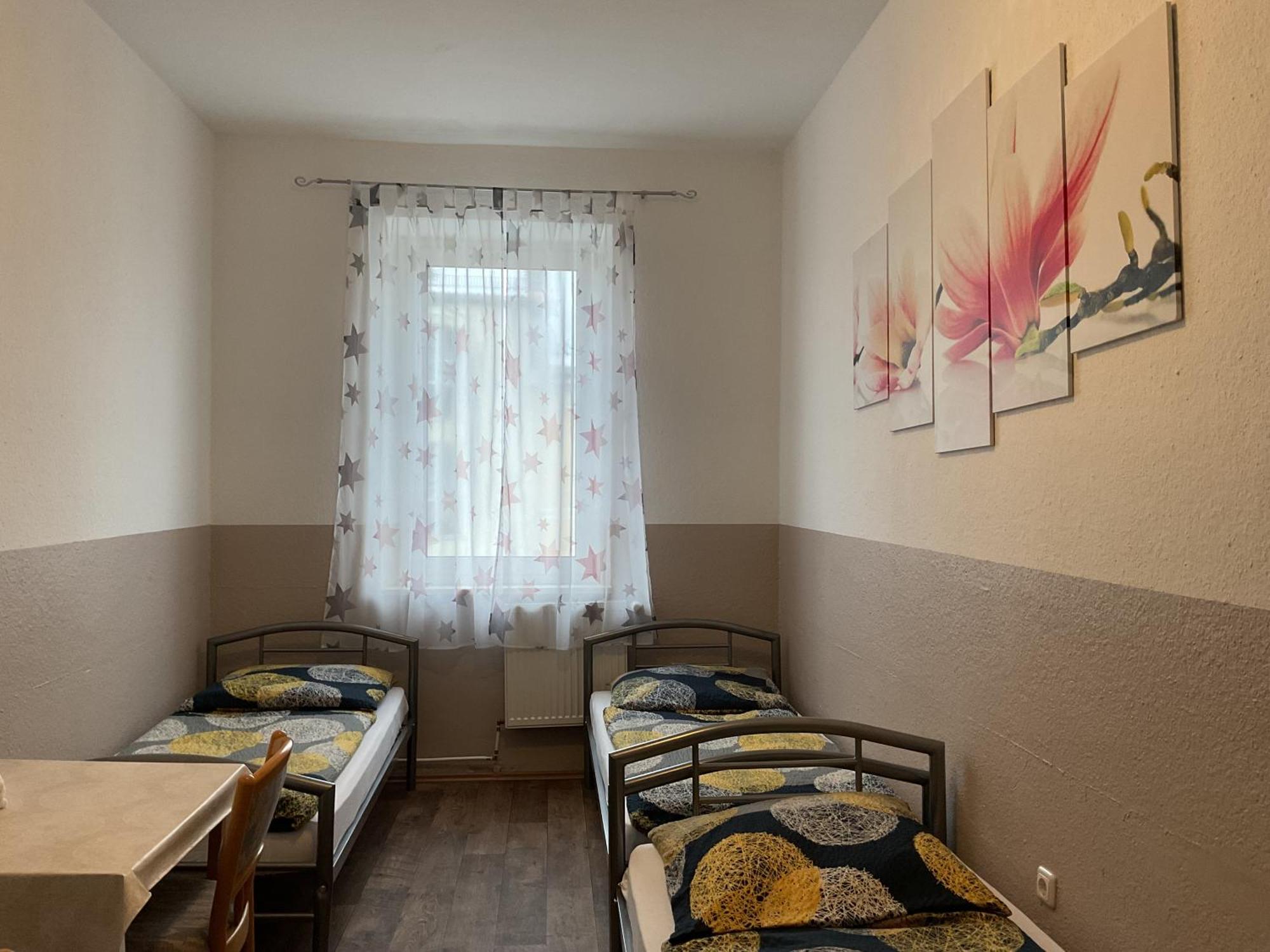 Pension&Hostel Anna - Monteurzimmer Мюнхен Экстерьер фото